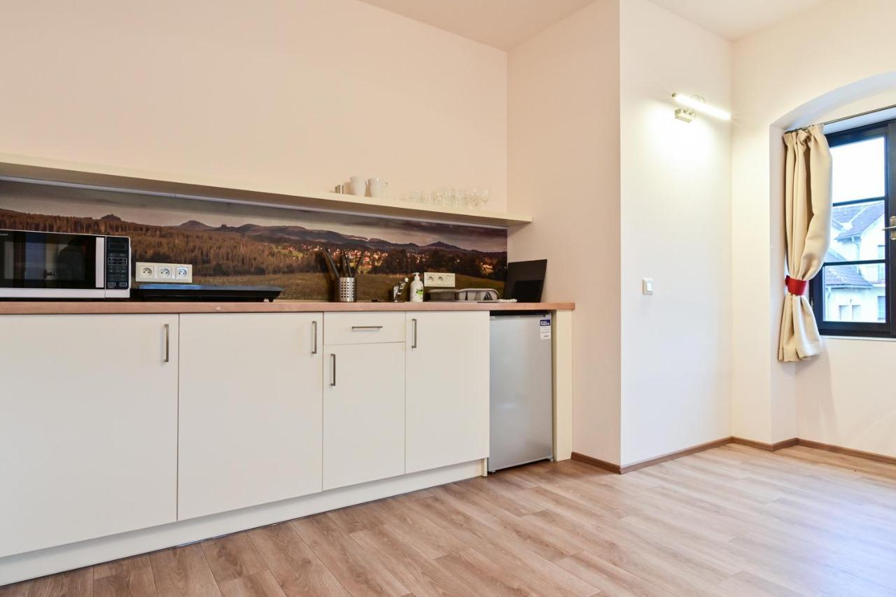 Wellness Na Vceli Lazne - Apispa - Apiterapeut-cz - 5 Procedur Karlovy Vary