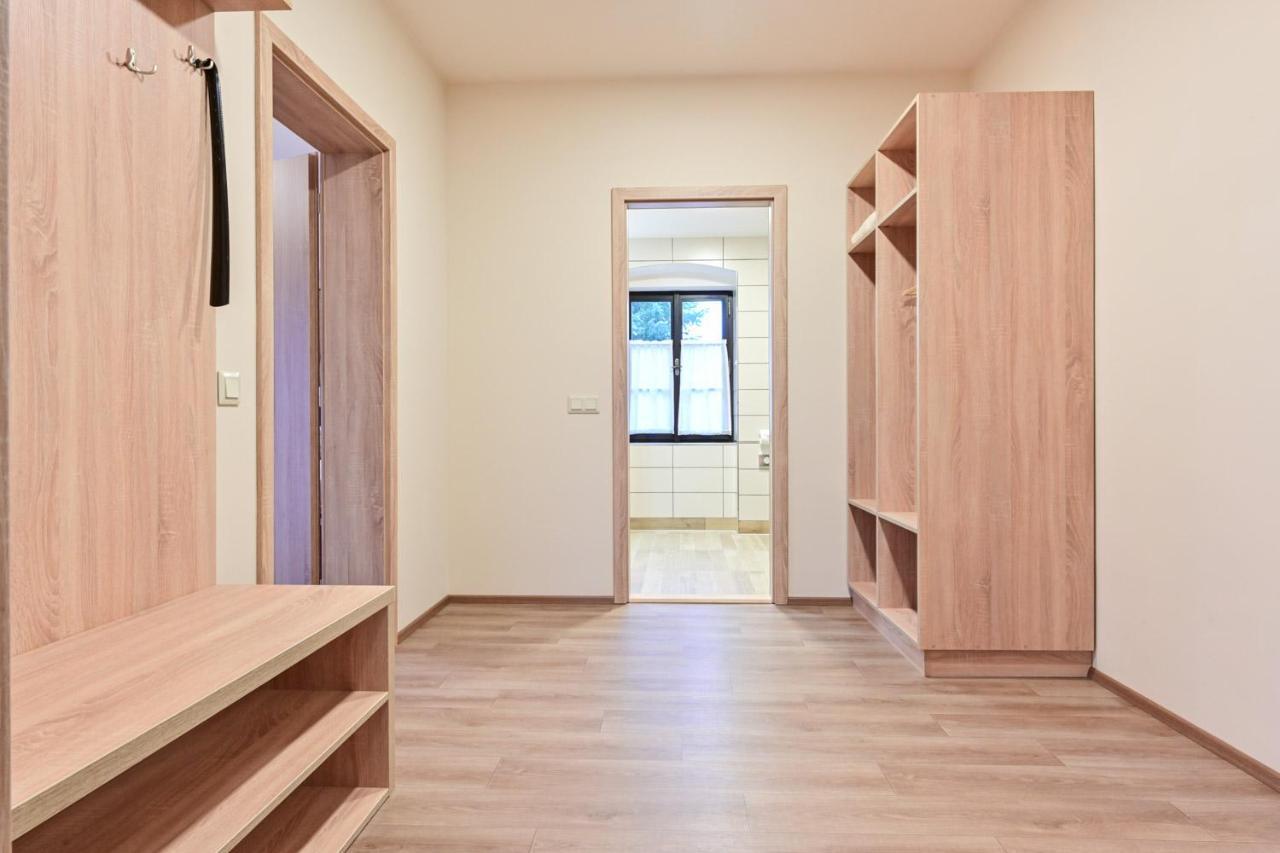 Wellness Na Vceli Lazne - Apispa - Apiterapeut-cz - 5 Procedur Apartment