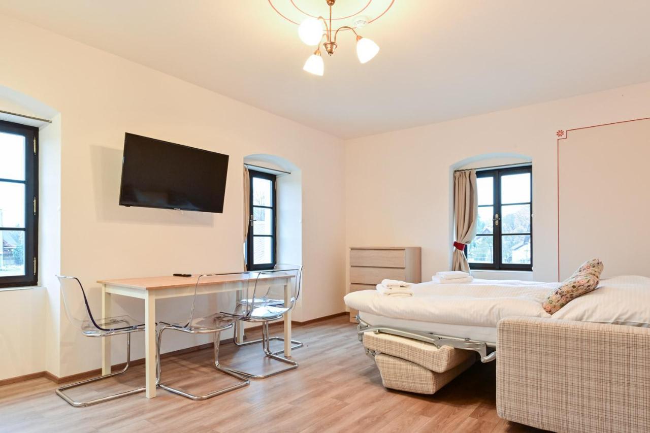 Wellness Na Vceli Lazne - Apispa - Apiterapeut-cz - 5 Procedur Apartment Karlovy Vary