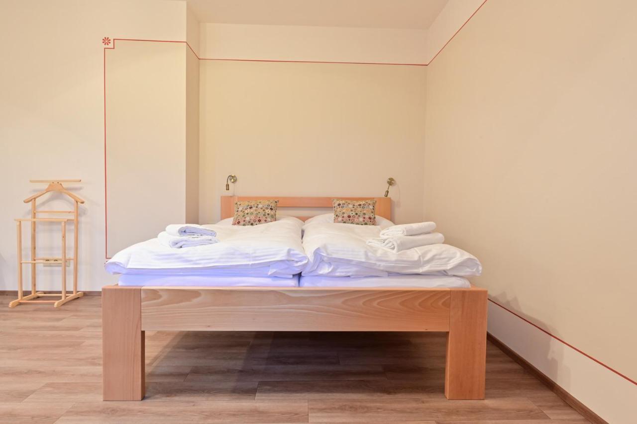 Wellness Na Vceli Lazne - Apispa - Apiterapeut-cz - 5 Procedur Apartment