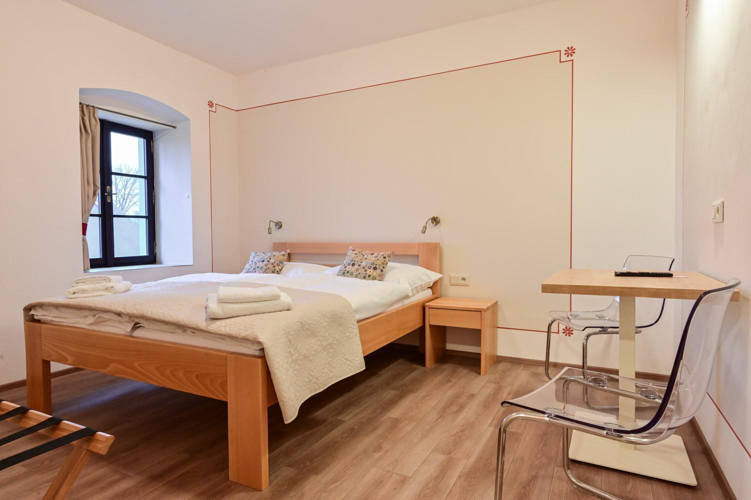 Wellness Na Vceli Lazne - Apispa - Apiterapeut-cz - 5 Procedur Apartment Karlovy Vary